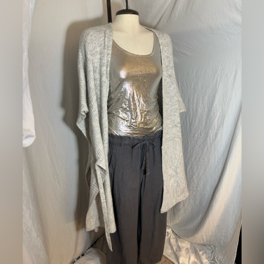 LOFT Light Heather Gray Knit Poncho Wrap M/L Soft Wool Blend